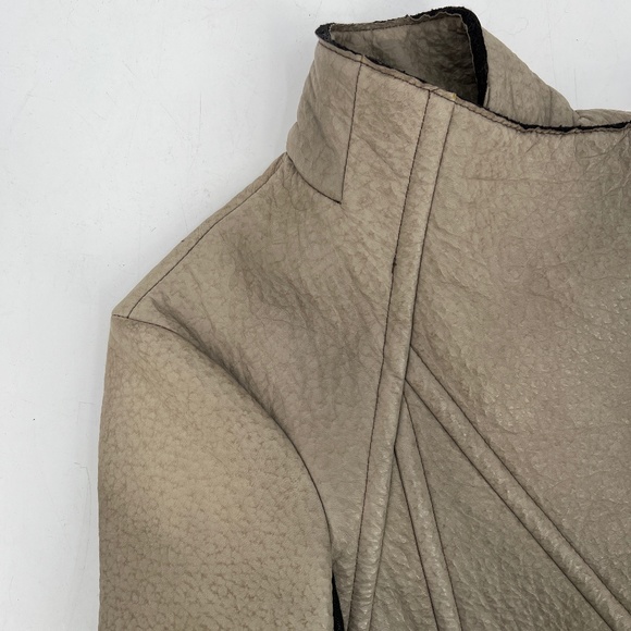 TASHA TARNO Textured Real Leather jacket - Picture 5 of 9